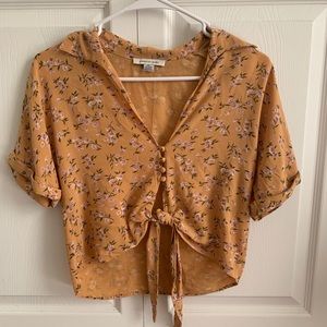 NWOT Cropped American Eagle Top